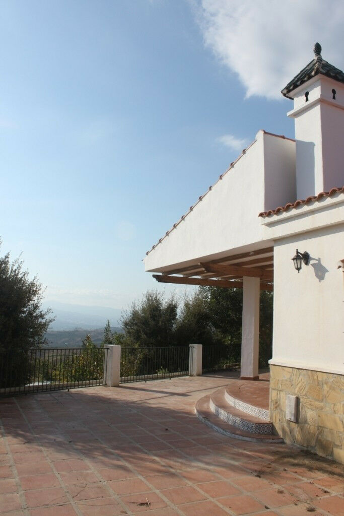 Detached Villa Arenas Málaga - image 16