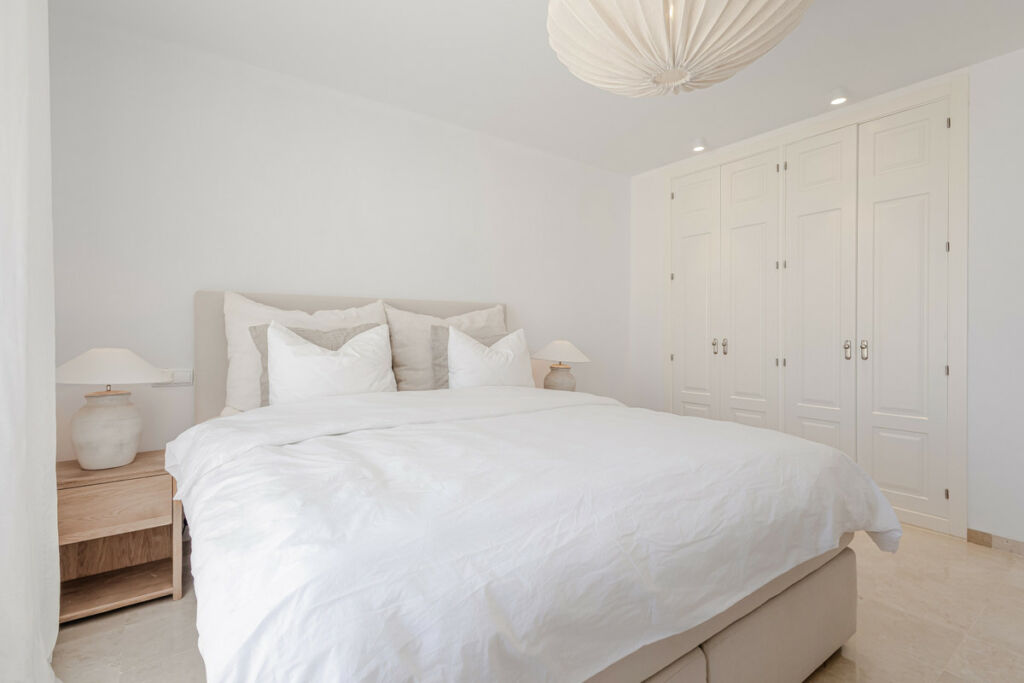 Penthouse Duplex Nueva Andalucía Málaga - image 17