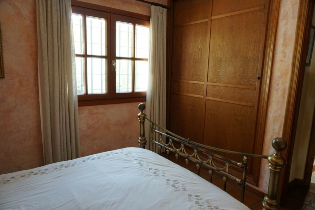 Detached Villa Alcaucín Málaga - image 16