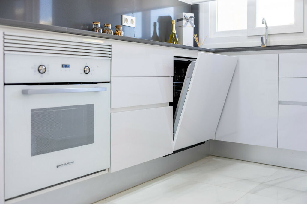Middle Floor Apartment Jacarilla Alicante - image 16