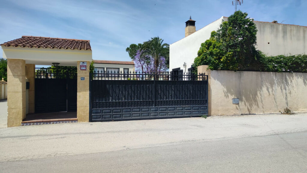 Detached Villa Catral Alicante - image 15