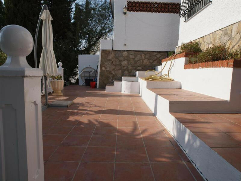 Detached Villa Benajarafe Málaga - image 16