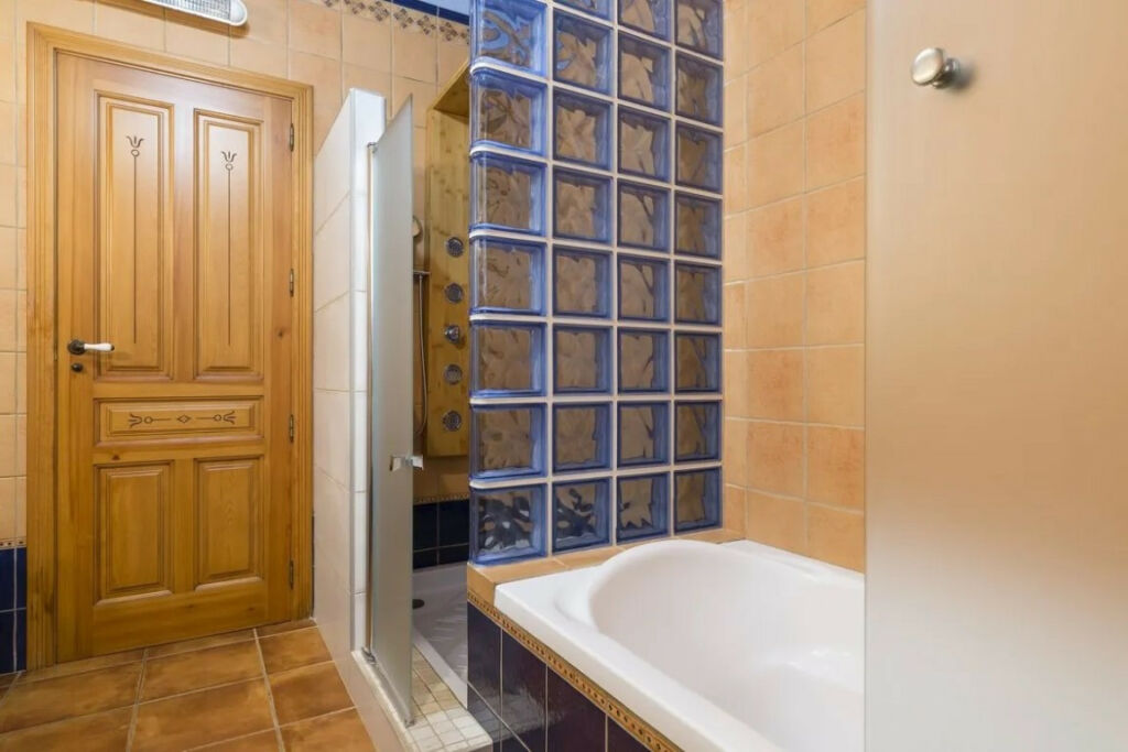 Detached Villa Lliber Alicante - image 9