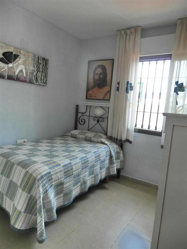 Middle Floor Apartment Benagalbon Málaga - image 16