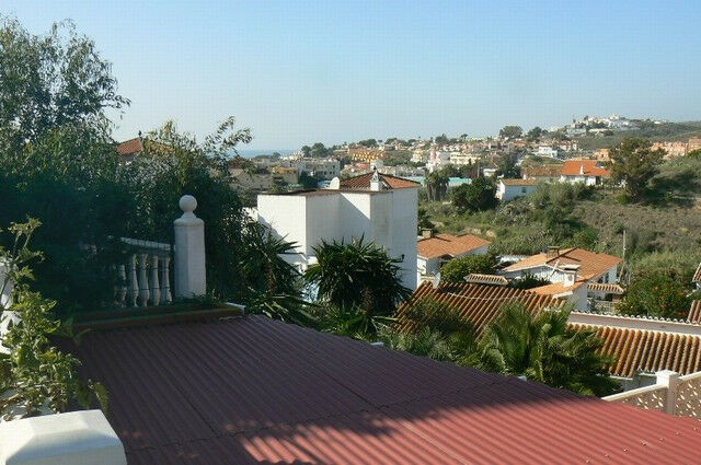 Detached Villa Benajarafe Málaga - image 16