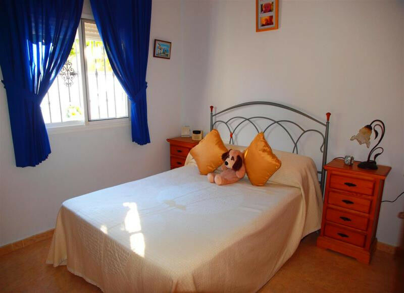 Detached Villa Alcaucín Málaga - image 16