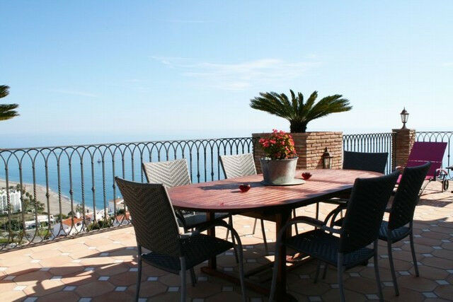 Detached Villa Nerja Málaga - image 15