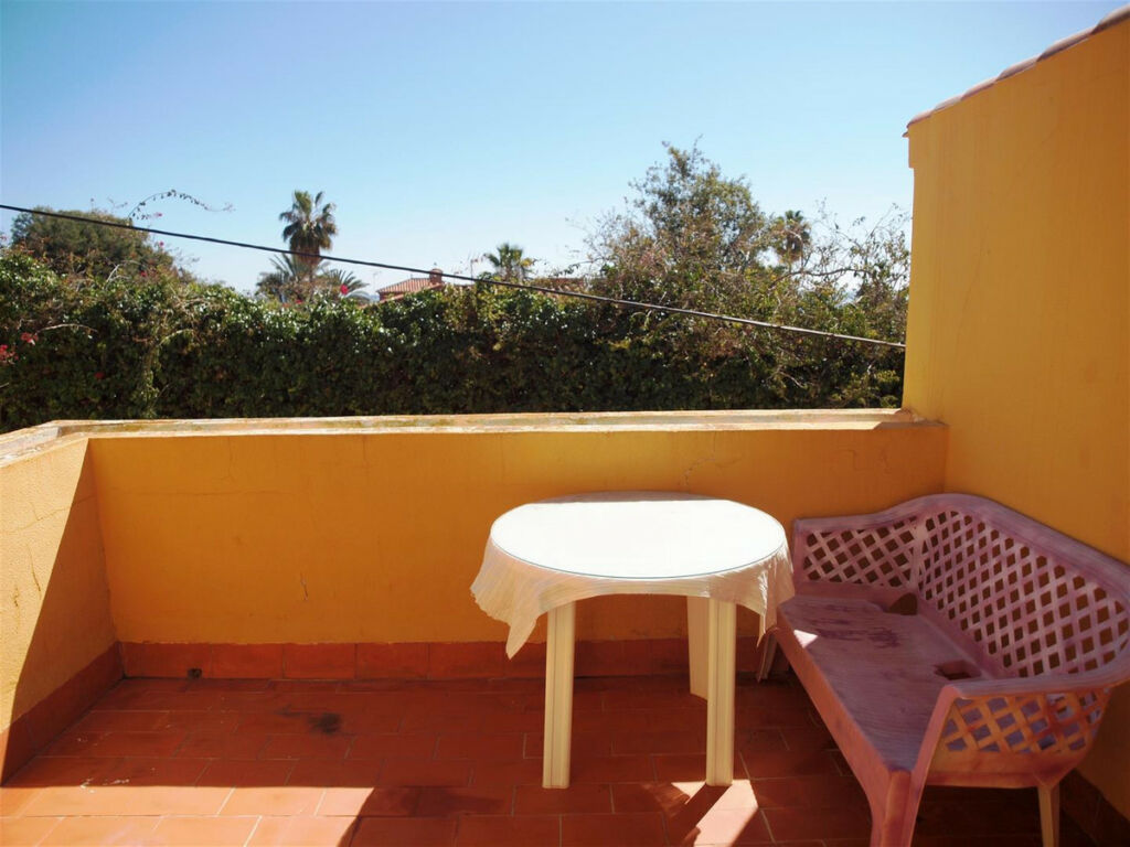 Townhouse Benajarafe Málaga - image 16