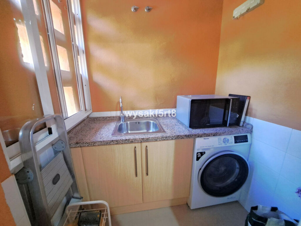 Ground Floor Apartment La Duquesa Málaga - image 22