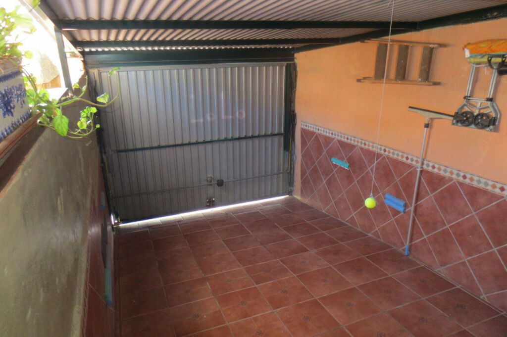 Semi-Detached House El Coto Málaga - image 16