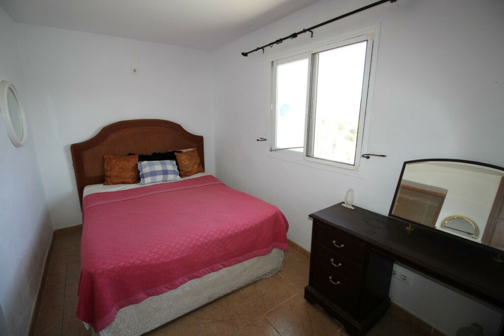 Detached Villa Los Romanes Málaga - image 16
