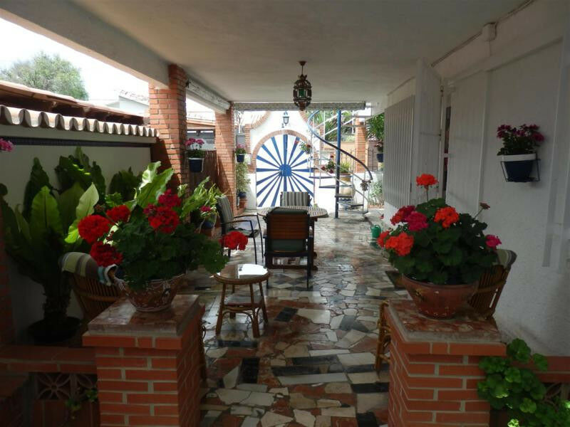 Detached Villa Rincón de la Victoria Málaga - image 16