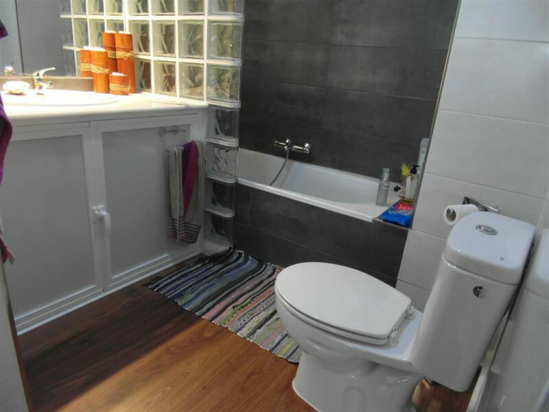 Middle Floor Apartment Mezquitilla Málaga - image 17