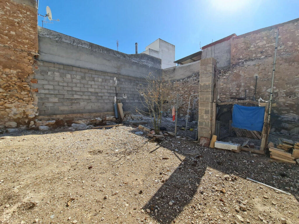 Land Pinoso Alicante - image 17