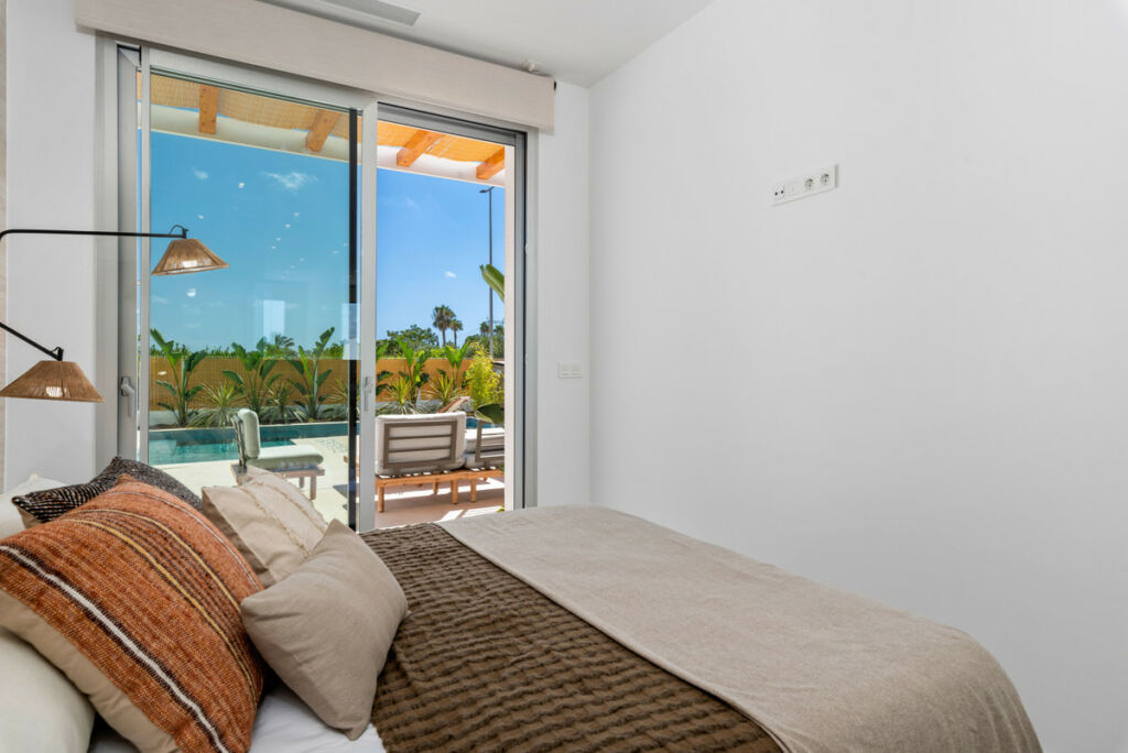 Detached Villa Benijofar Alicante - image 17
