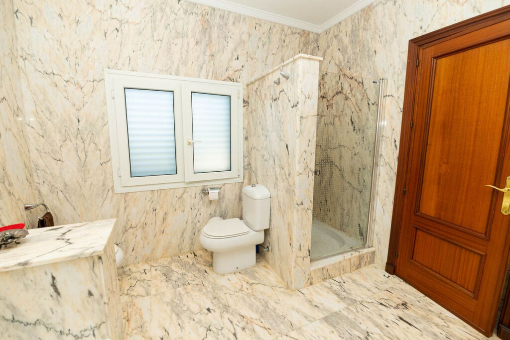 Detached Villa Mijas Málaga - image 17