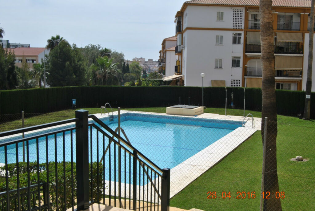 Middle Floor Apartment Torre del Mar Málaga - image 17