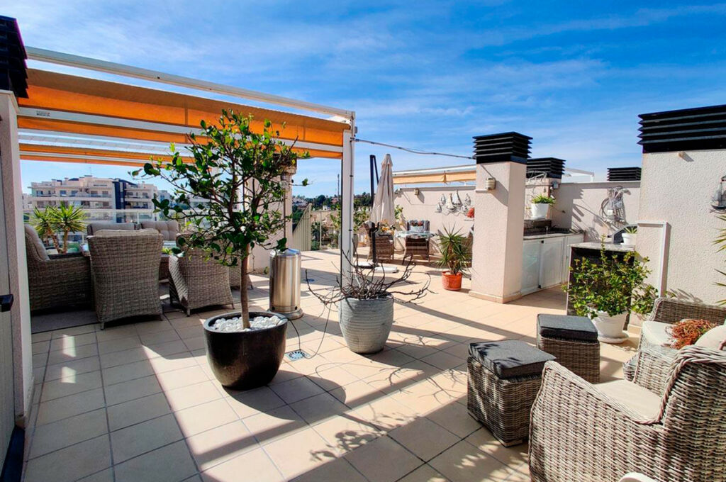 Penthouse Villamartin Alicante - image 17
