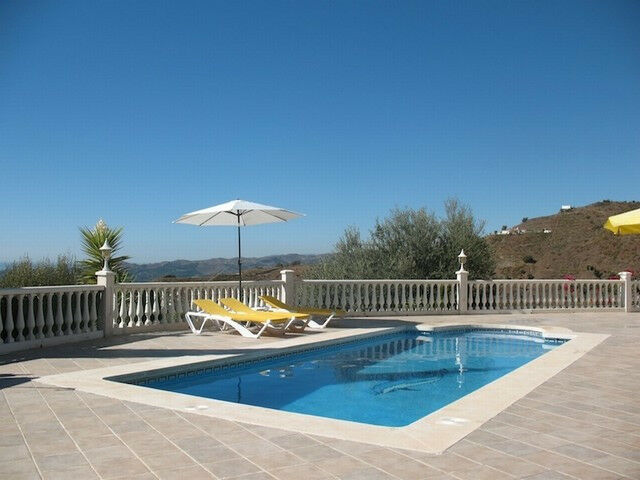 Detached Villa Arenas Málaga - image 17