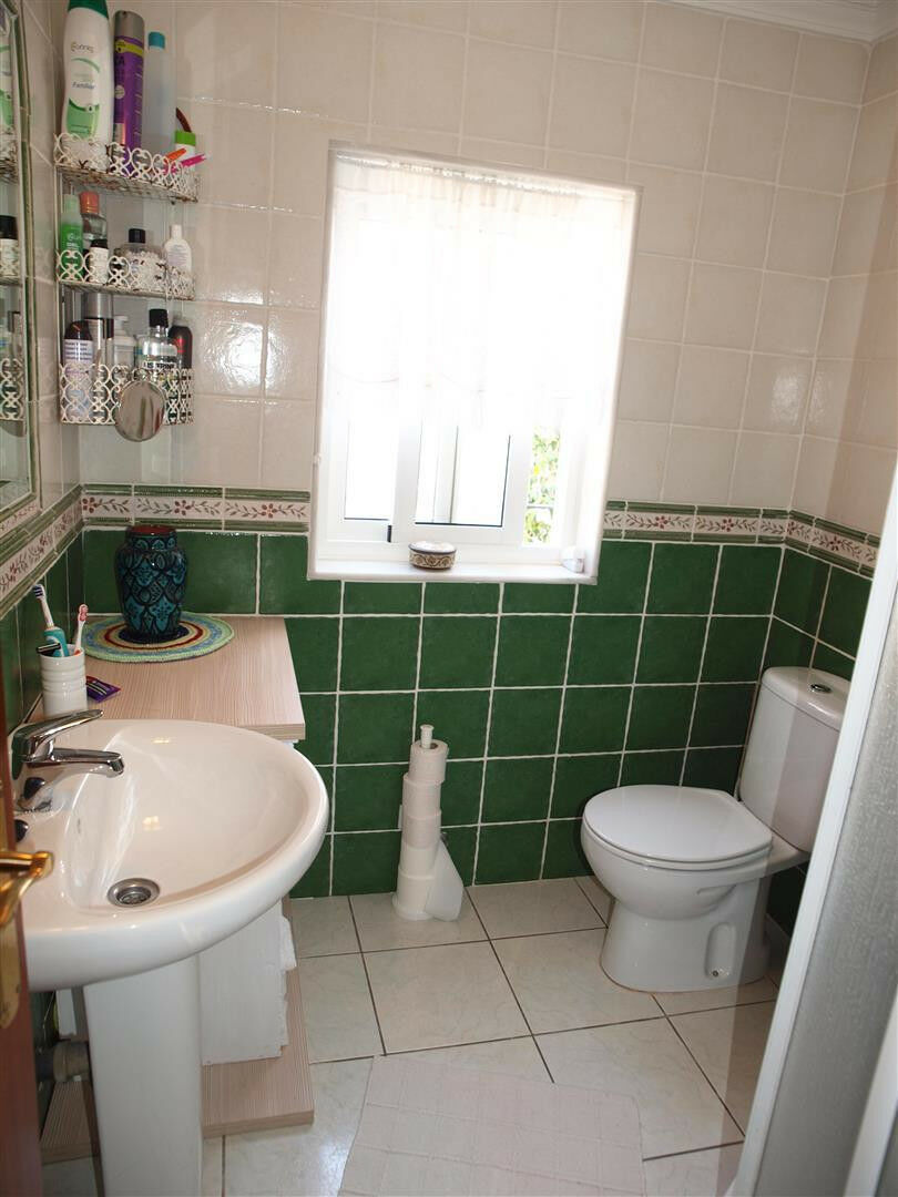 Detached Villa Benajarafe Málaga - image 17