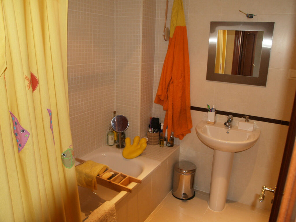 Semi-Detached House Chilches Málaga - image 17