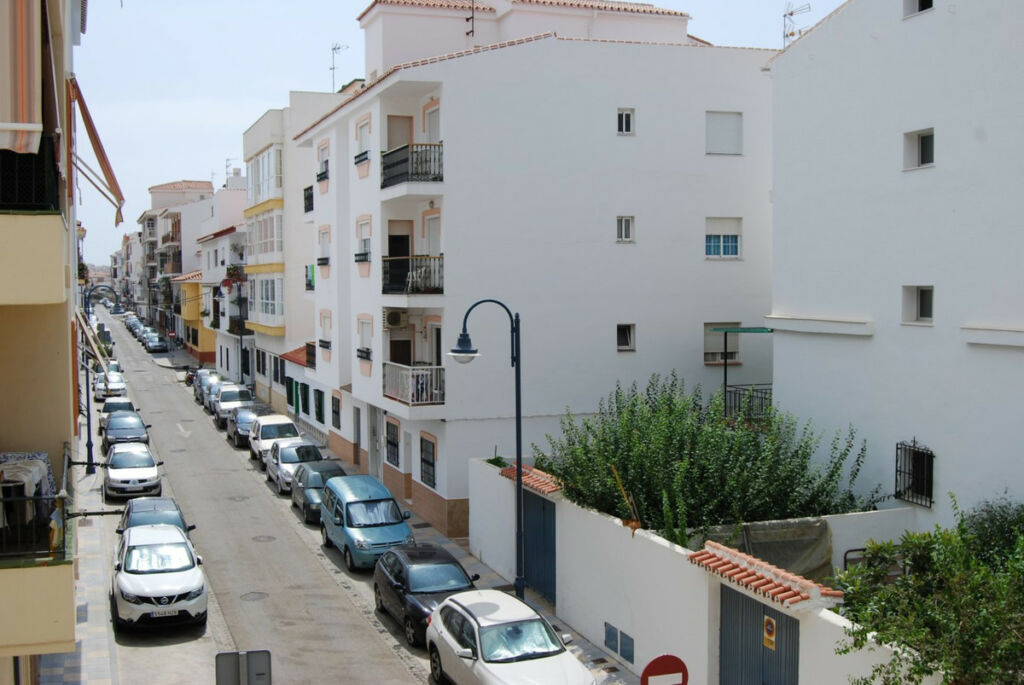 Middle Floor Apartment Torrox Málaga - image 17