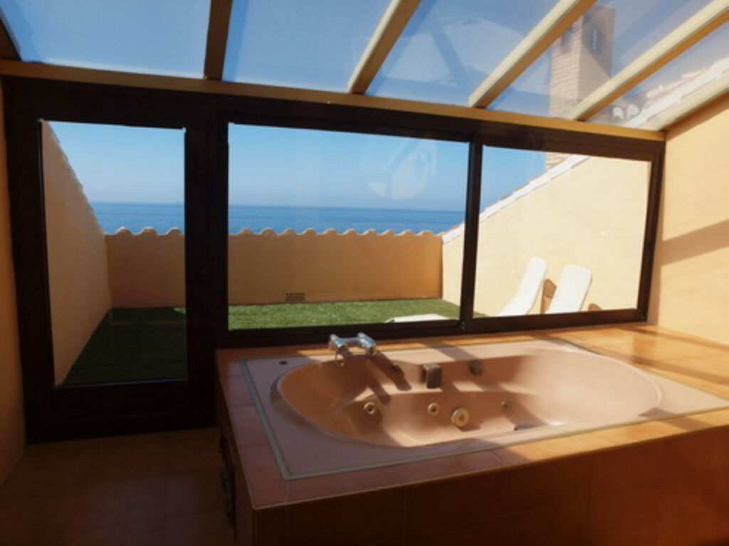 Detached Villa Rincón de la Victoria Málaga - image 17