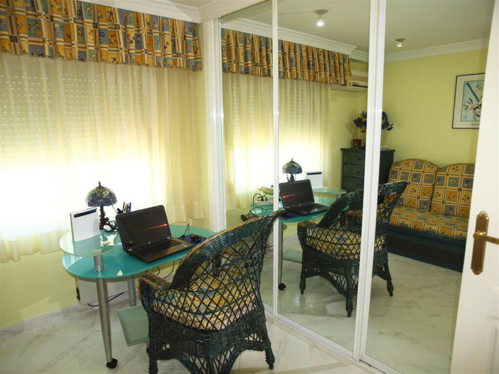 Middle Floor Apartment Algarrobo Málaga - image 17