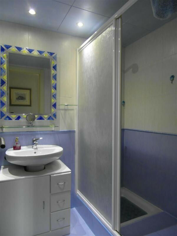 Middle Floor Apartment Benagalbon Málaga - image 17