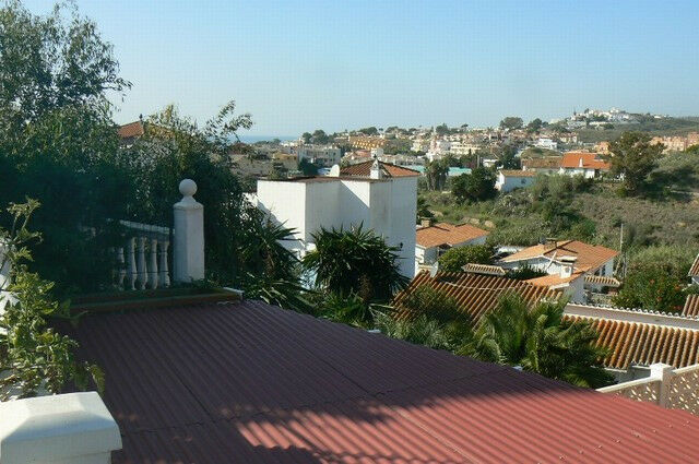 Detached Villa Benajarafe Málaga - image 17