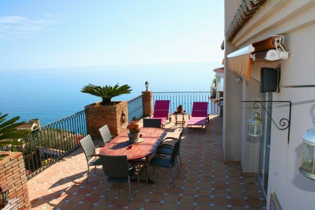 Detached Villa Nerja Málaga - image 16