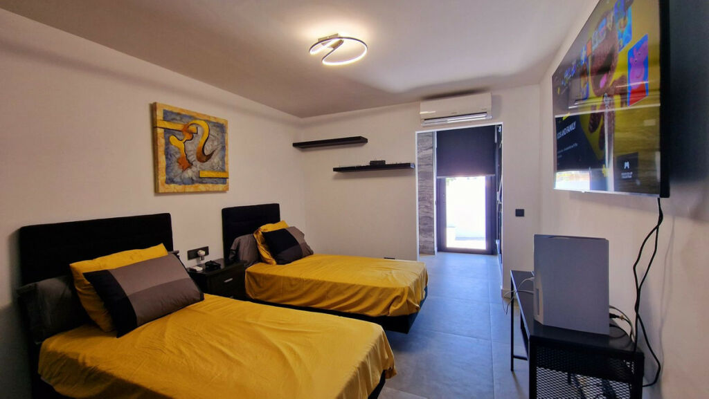 Detached Villa San Pedro de Alcántara Málaga - image 19