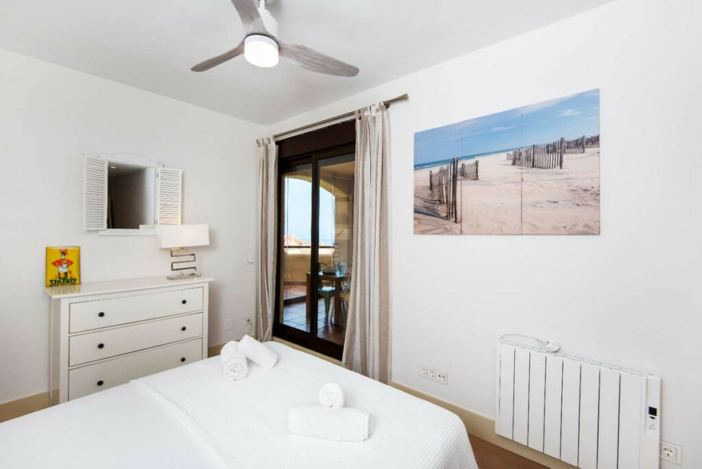 Middle Floor Apartment Benalmadena Málaga - image 18