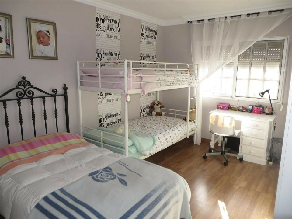 Shop Cómpeta Málaga - image 18