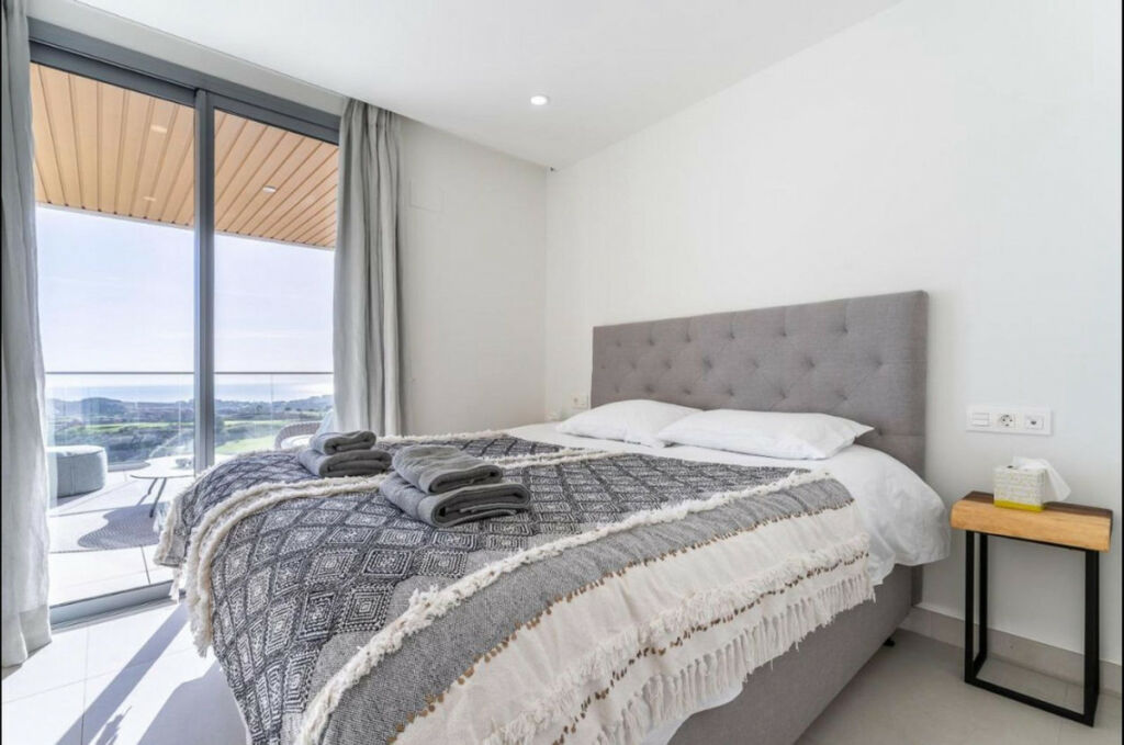 Middle Floor Apartment Calanova Golf Málaga - image 18