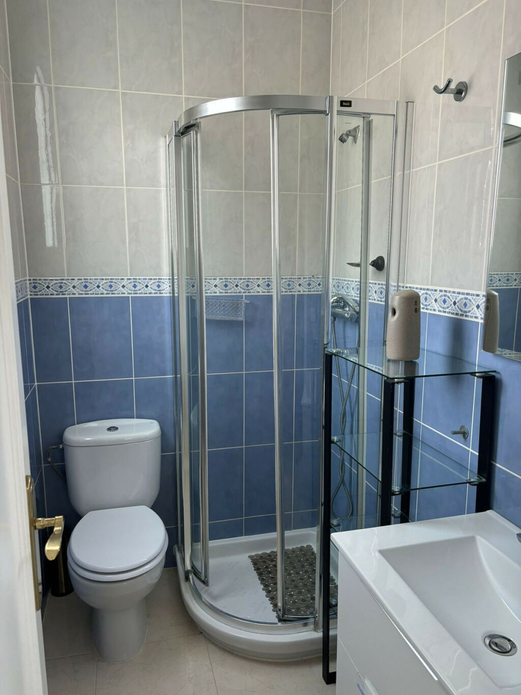 Detached Villa La Línea Cádiz - image 18
