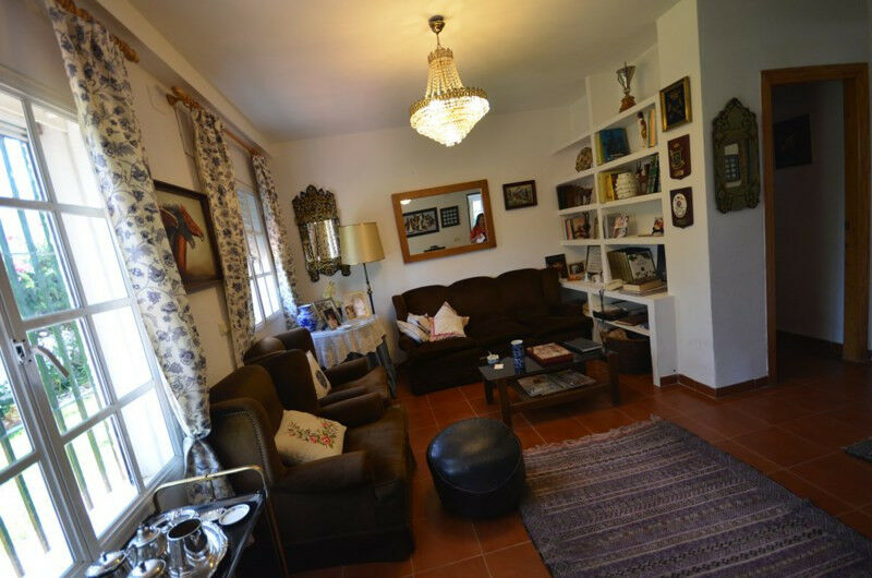 Detached Villa Macharaviaya Málaga - image 18