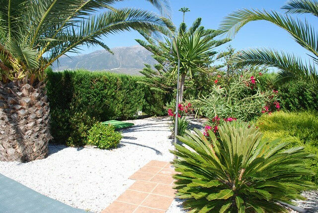 Detached Villa Viñuela Málaga - image 18