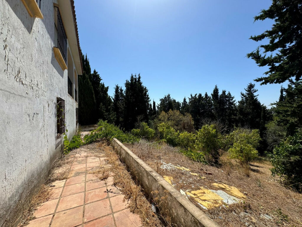 Residential Plot San Roque Cádiz - image 18