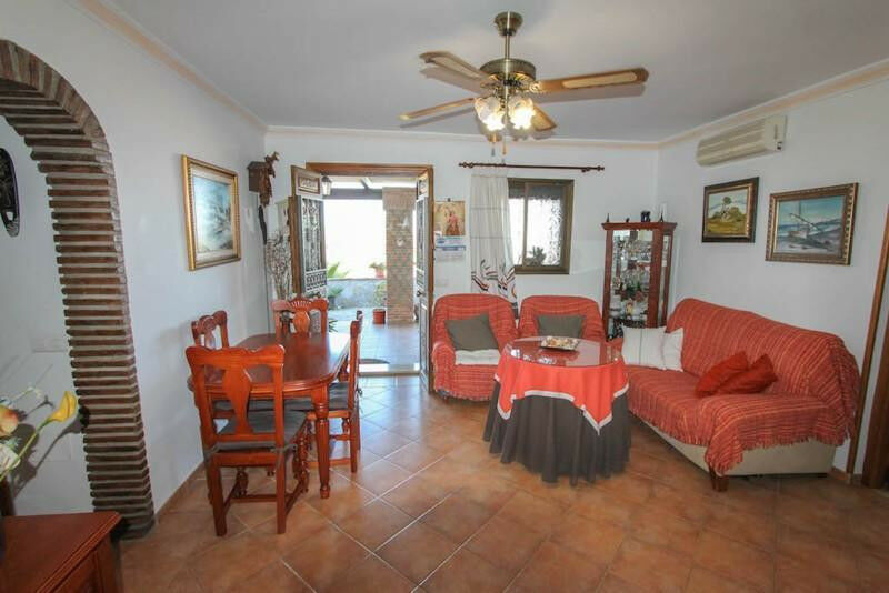 Detached Villa Guaro Málaga - image 19