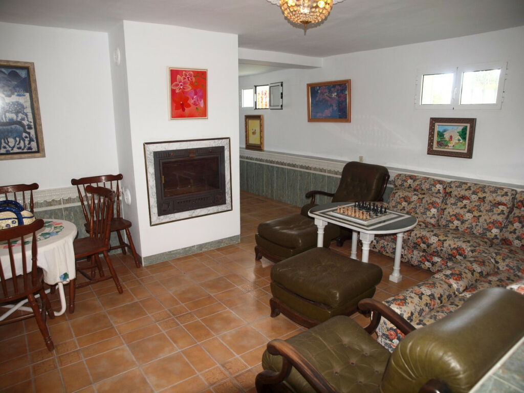 Detached Villa Benajarafe Málaga - image 18