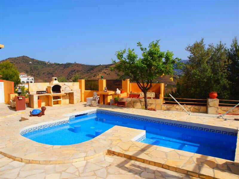 Detached Villa Torrox Málaga - image 18