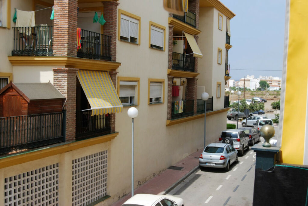 Middle Floor Apartment Torrox Málaga - image 18