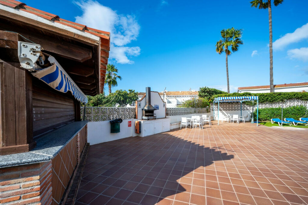 Ground Floor Apartment Riviera del Sol Málaga - image 15