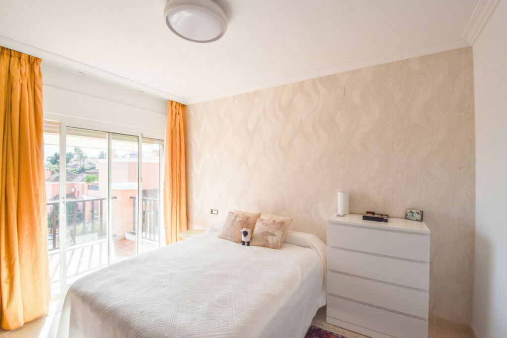 Townhouse Nueva Andalucía Málaga - image 19