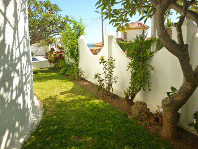 Detached Villa Rincón de la Victoria Málaga - image 19