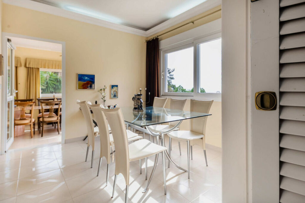 Detached Villa Benalmadena Málaga - image 19