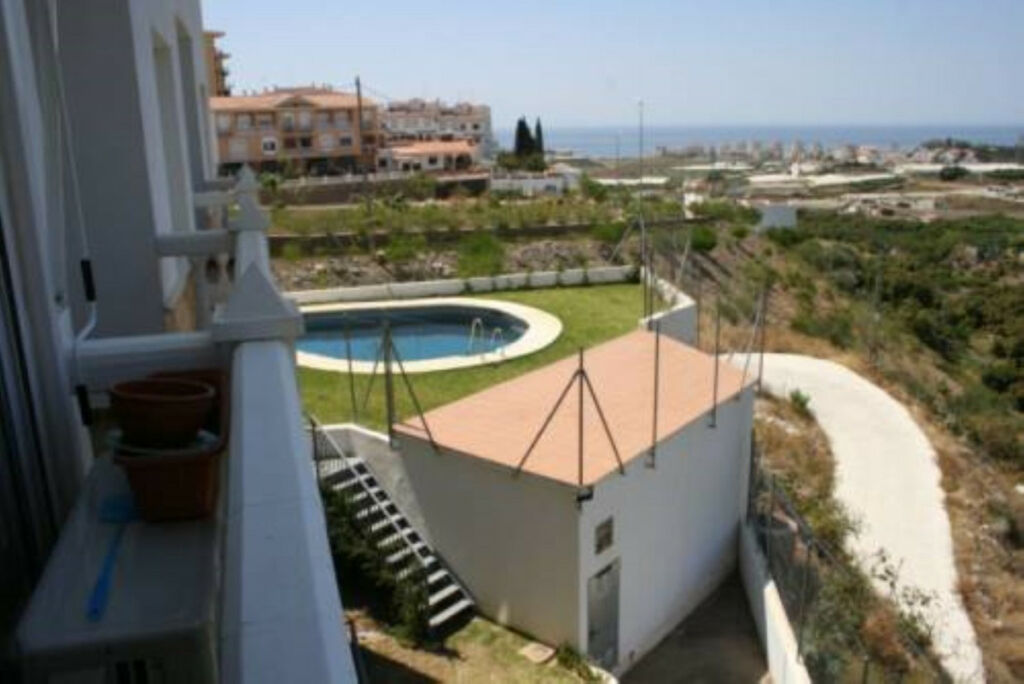 Middle Floor Apartment Torrox Málaga - image 19