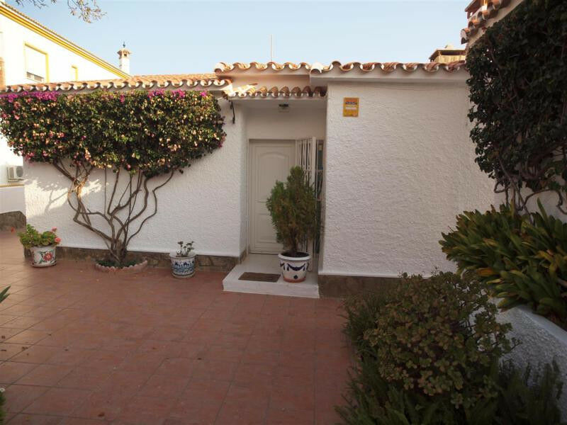 Detached Villa Benajarafe Málaga - image 19