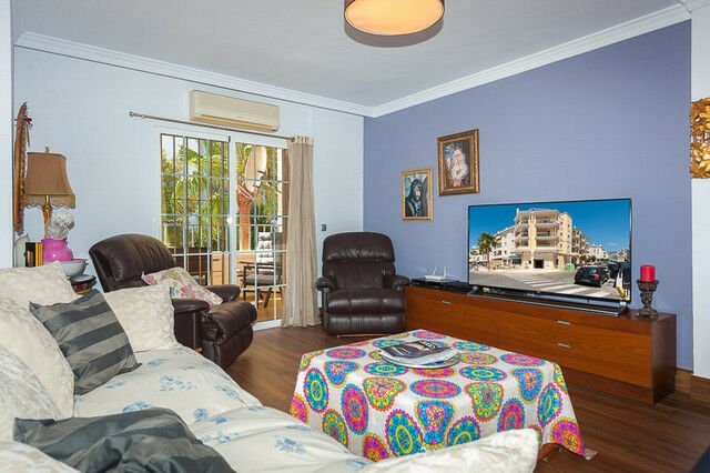 Ground Floor Apartment Nerja Málaga - image 2